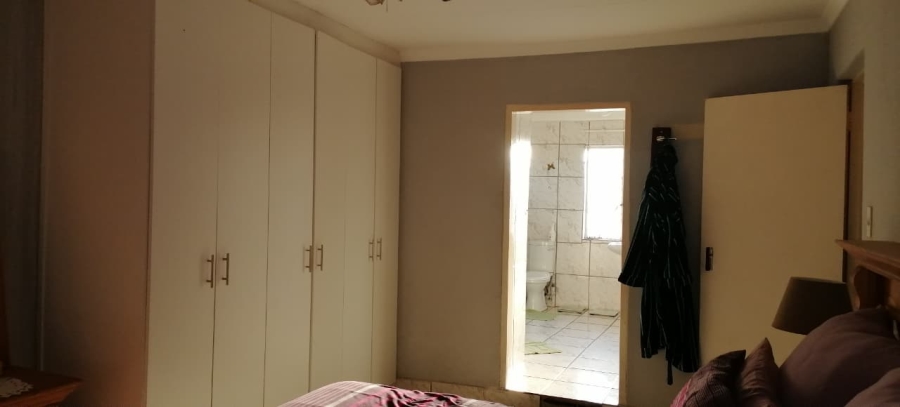3 Bedroom Property for Sale in Hillside Gauteng