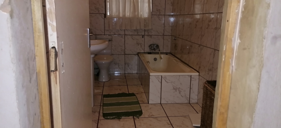 3 Bedroom Property for Sale in Hillside Gauteng
