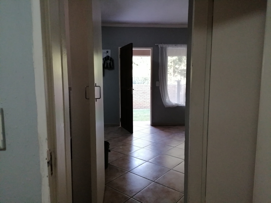 2 Bedroom Property for Sale in Greenhills Gauteng