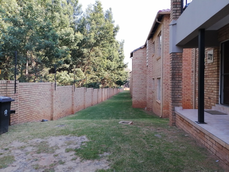 2 Bedroom Property for Sale in Greenhills Gauteng