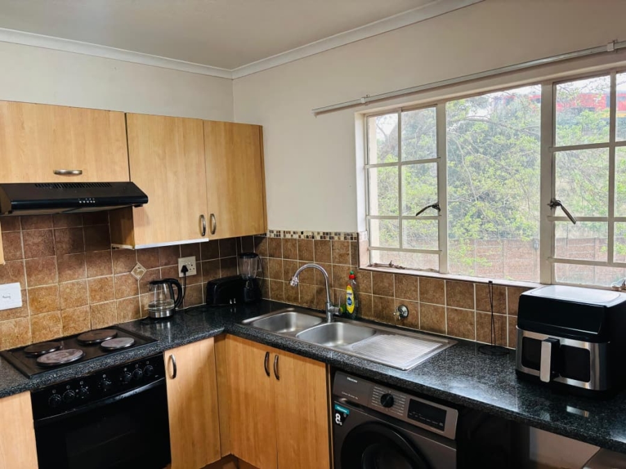To Let 2 Bedroom Property for Rent in Castleview Gauteng