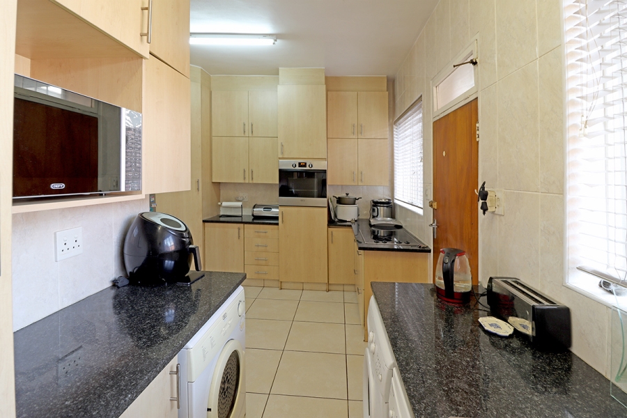3 Bedroom Property for Sale in Fairmount Gauteng