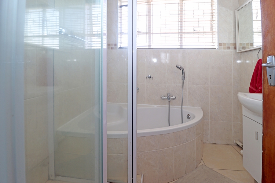 3 Bedroom Property for Sale in Fairmount Gauteng