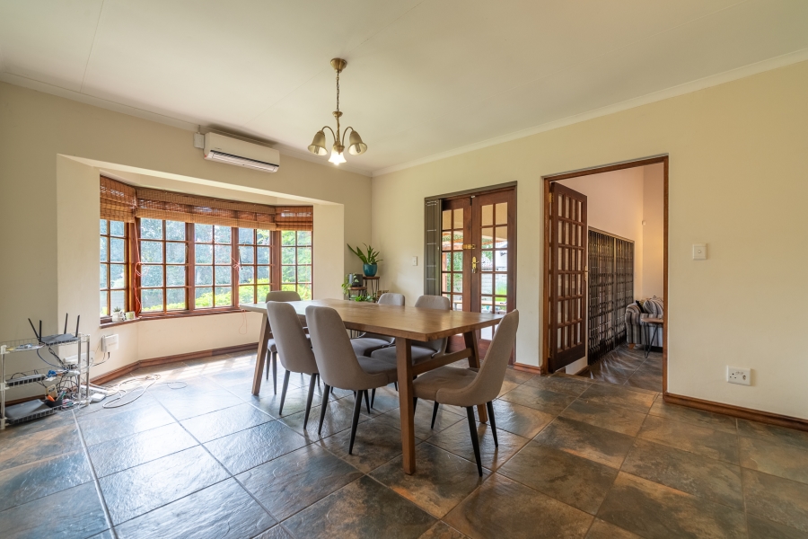 2 Bedroom Property for Sale in Hurlingham Manor Gauteng