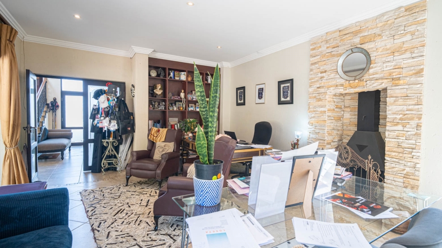 4 Bedroom Property for Sale in Fernbrook Estate Gauteng