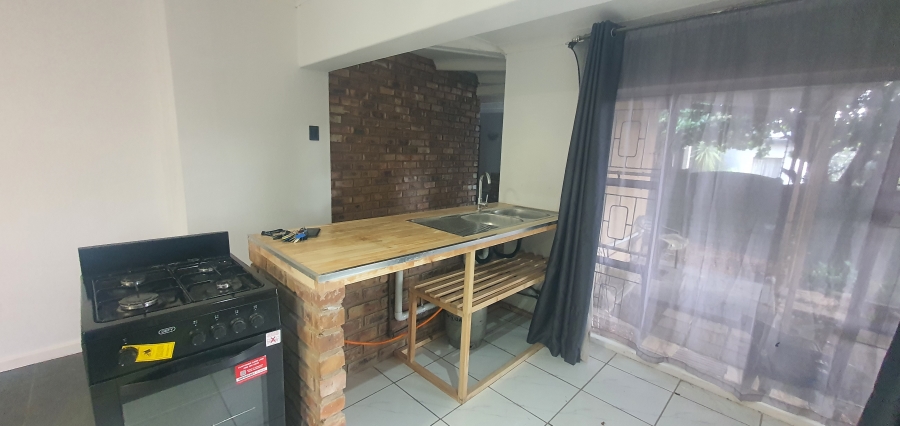 To Let 1 Bedroom Property for Rent in Heidelberg Gauteng