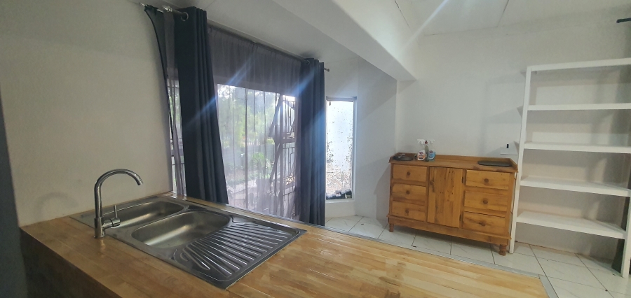 To Let 1 Bedroom Property for Rent in Heidelberg Gauteng