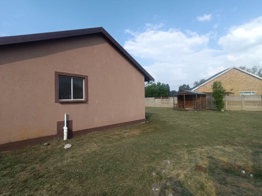 To Let 3 Bedroom Property for Rent in Riversdale Gauteng