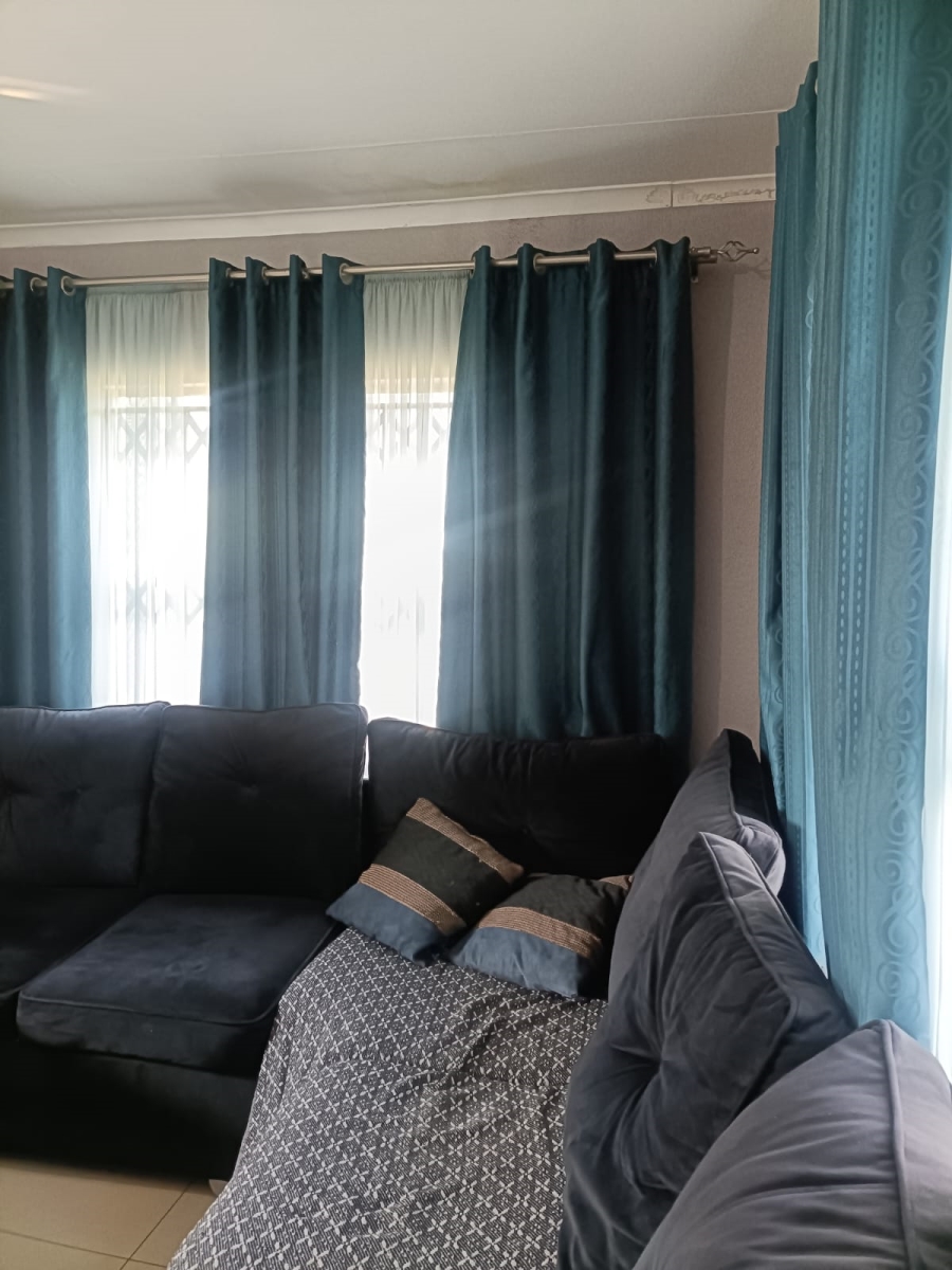 To Let 3 Bedroom Property for Rent in Riversdale Gauteng