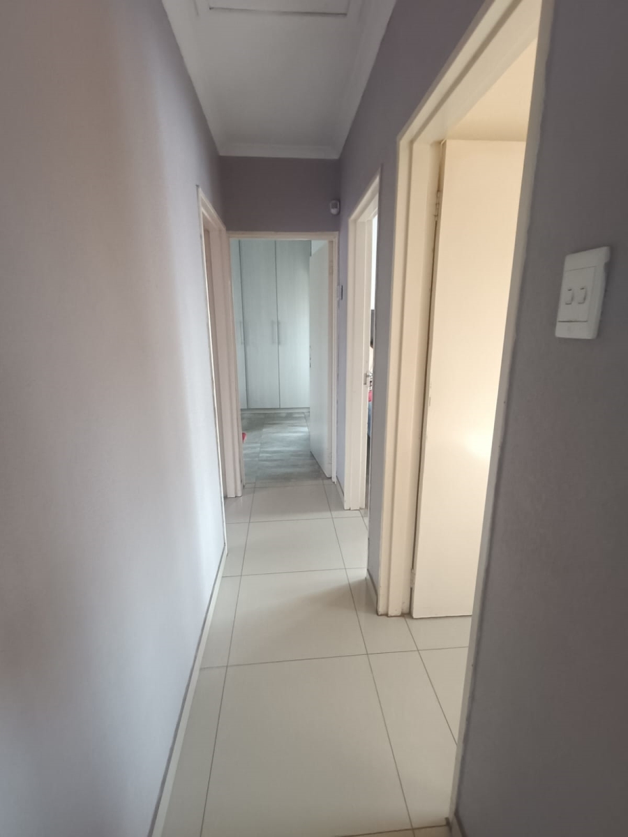 To Let 3 Bedroom Property for Rent in Riversdale Gauteng