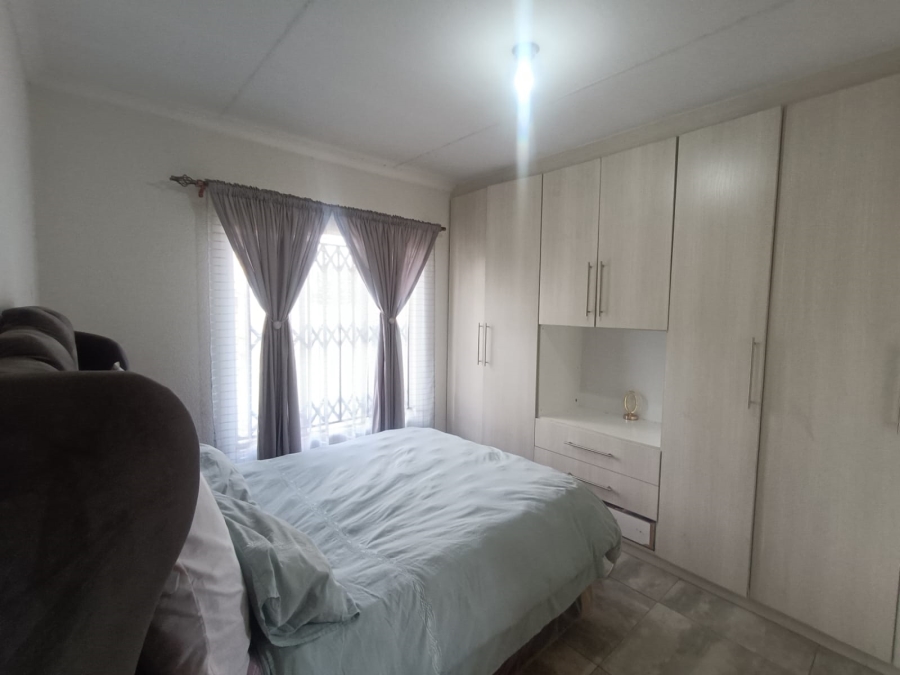 To Let 3 Bedroom Property for Rent in Riversdale Gauteng