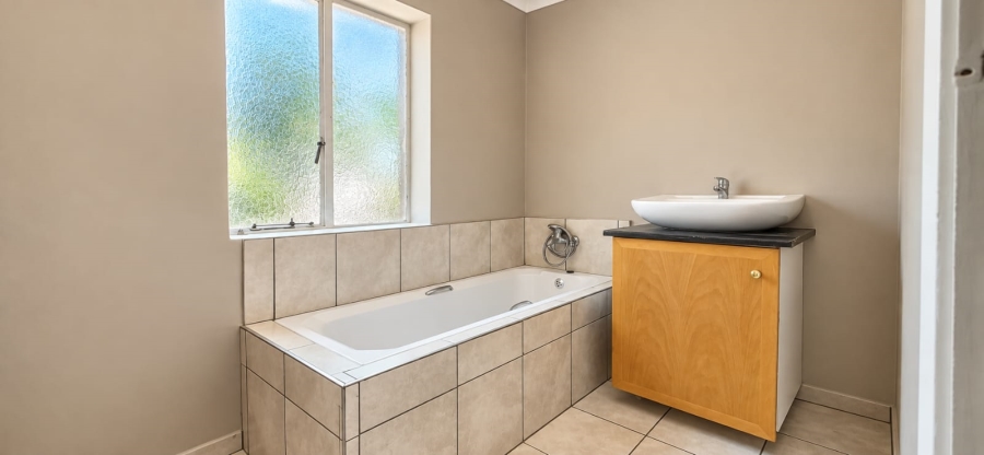 3 Bedroom Property for Sale in Dalview Gauteng