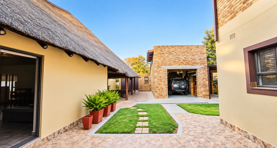 3 Bedroom Property for Sale in Rynfield Gauteng