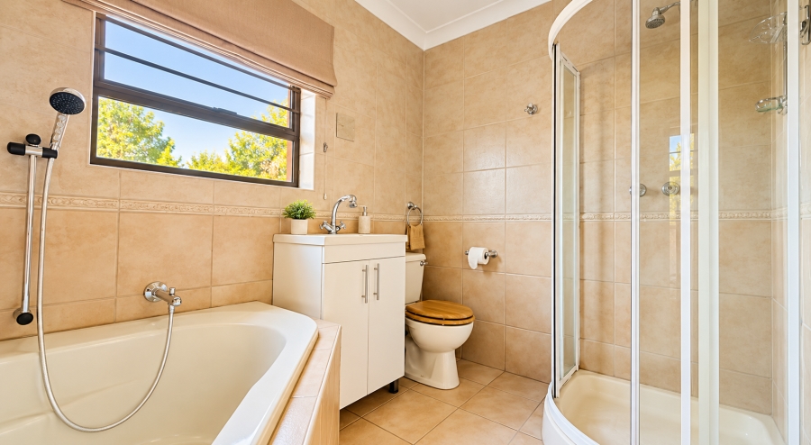3 Bedroom Property for Sale in Rynfield Gauteng