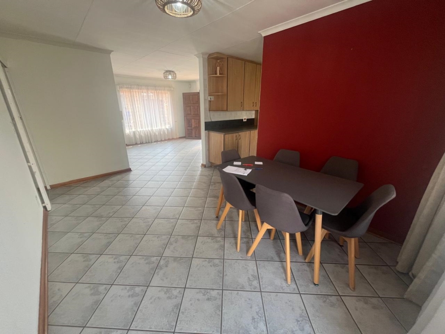 3 Bedroom Property for Sale in New Redruth Gauteng