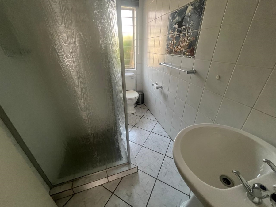 3 Bedroom Property for Sale in New Redruth Gauteng