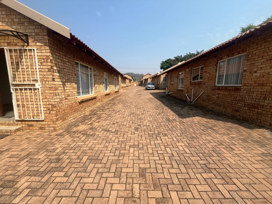 3 Bedroom Property for Sale in New Redruth Gauteng