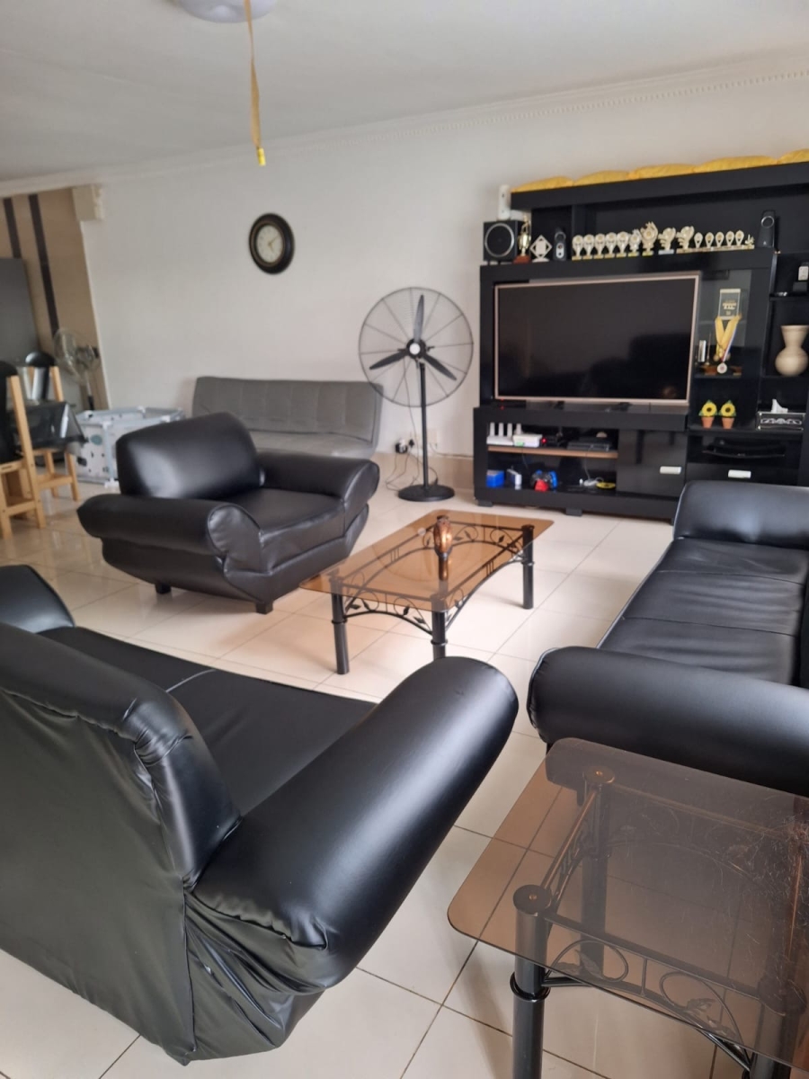 To Let 3 Bedroom Property for Rent in Erasmia Gauteng