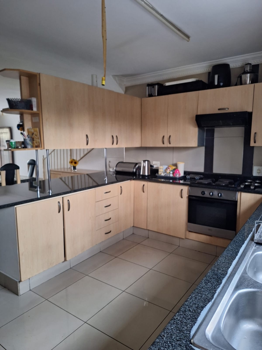 To Let 3 Bedroom Property for Rent in Erasmia Gauteng