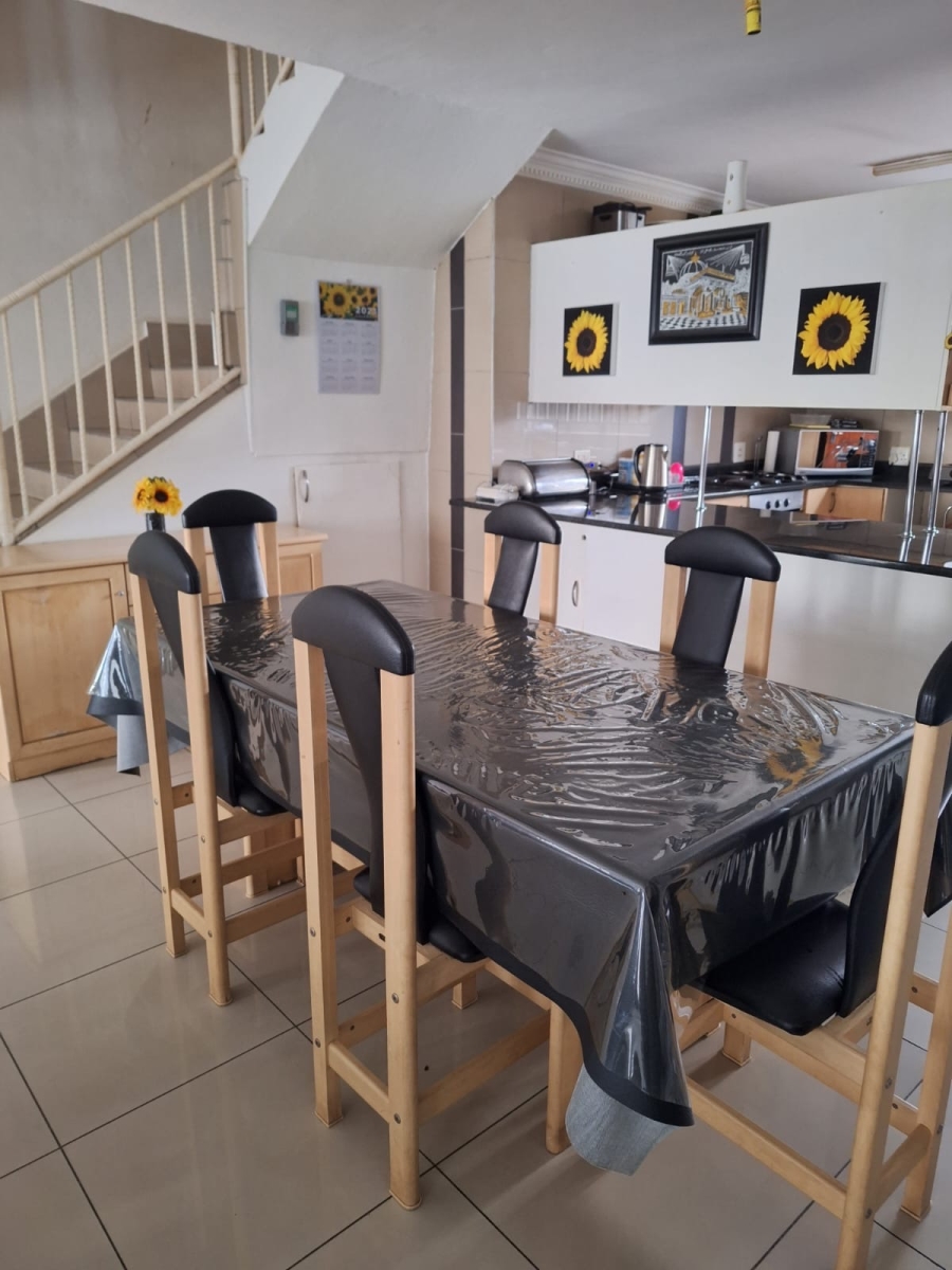 To Let 3 Bedroom Property for Rent in Erasmia Gauteng