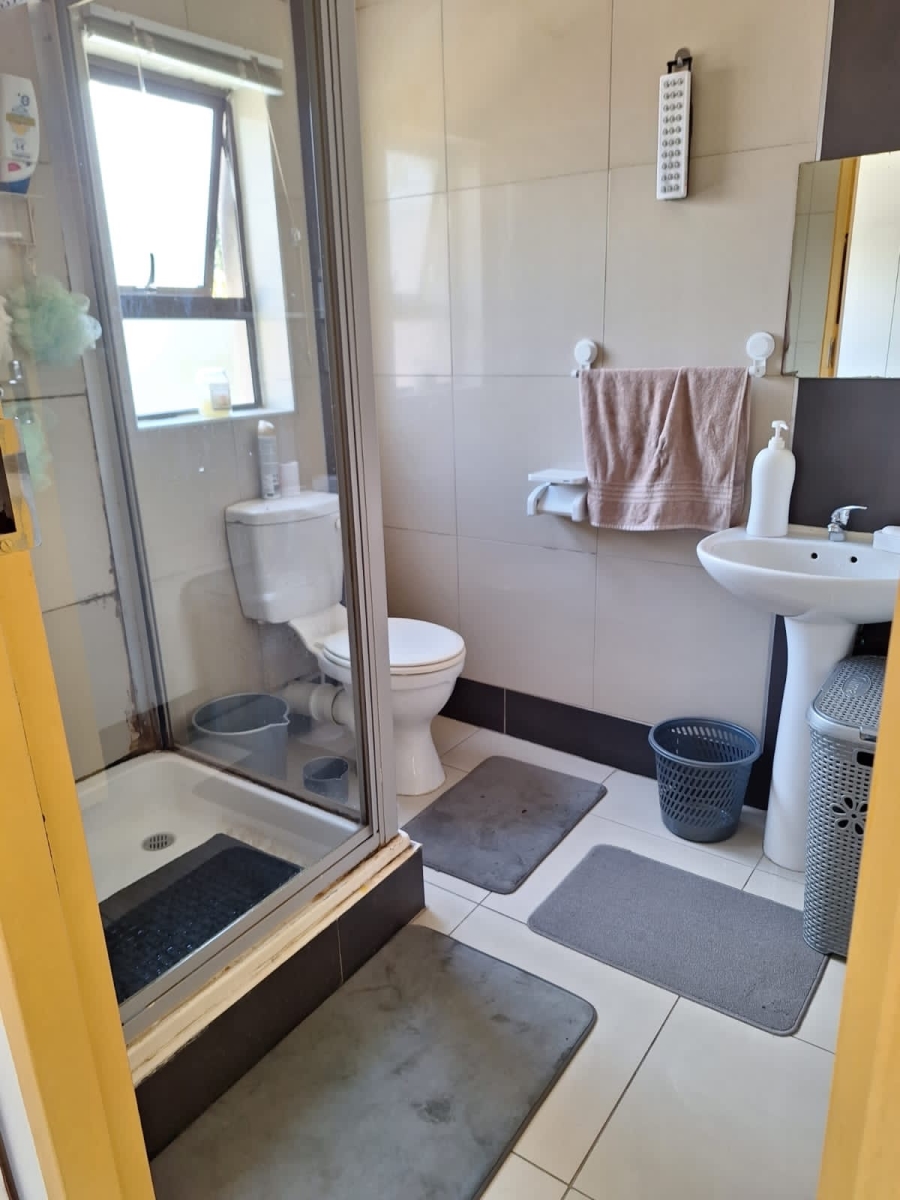 To Let 3 Bedroom Property for Rent in Erasmia Gauteng