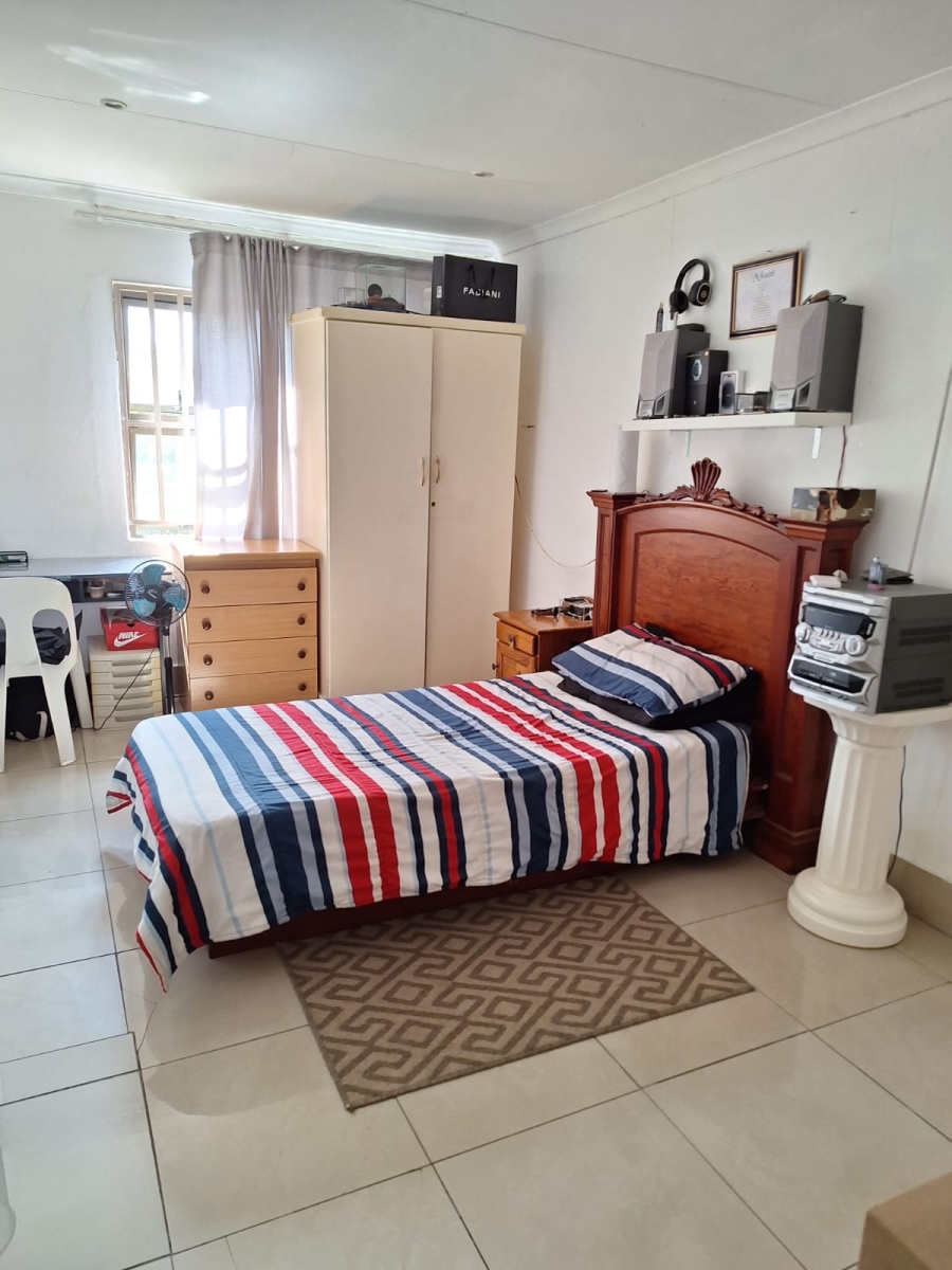 To Let 3 Bedroom Property for Rent in Erasmia Gauteng