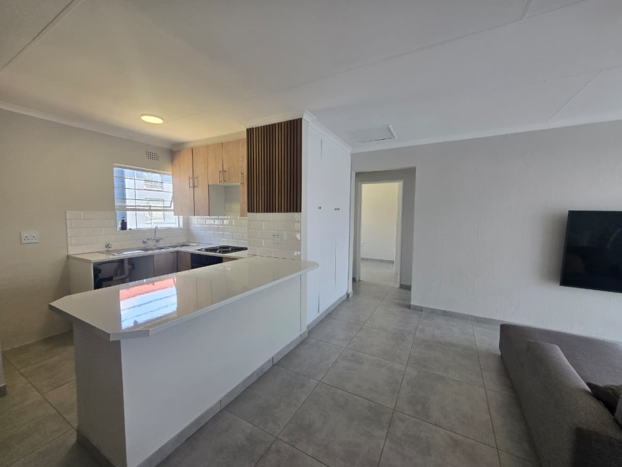 2 Bedroom Property for Sale in La Montagne Gauteng