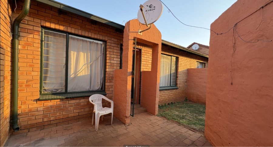 2 Bedroom Property for Sale in Philip Nel Park Gauteng