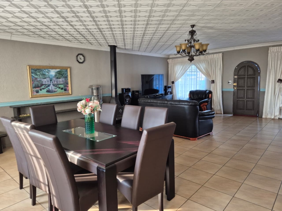 3 Bedroom Property for Sale in Crystal Park Gauteng