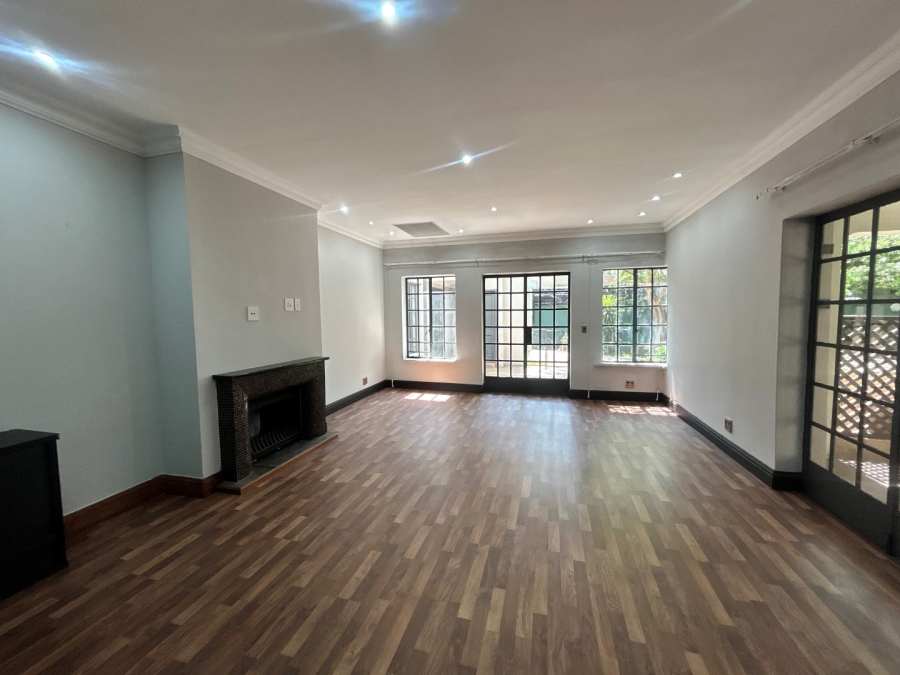 To Let 4 Bedroom Property for Rent in Houghton Estate Gauteng