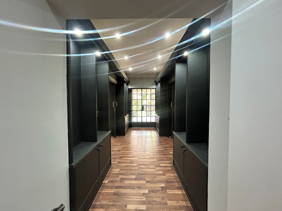 To Let 4 Bedroom Property for Rent in Houghton Estate Gauteng