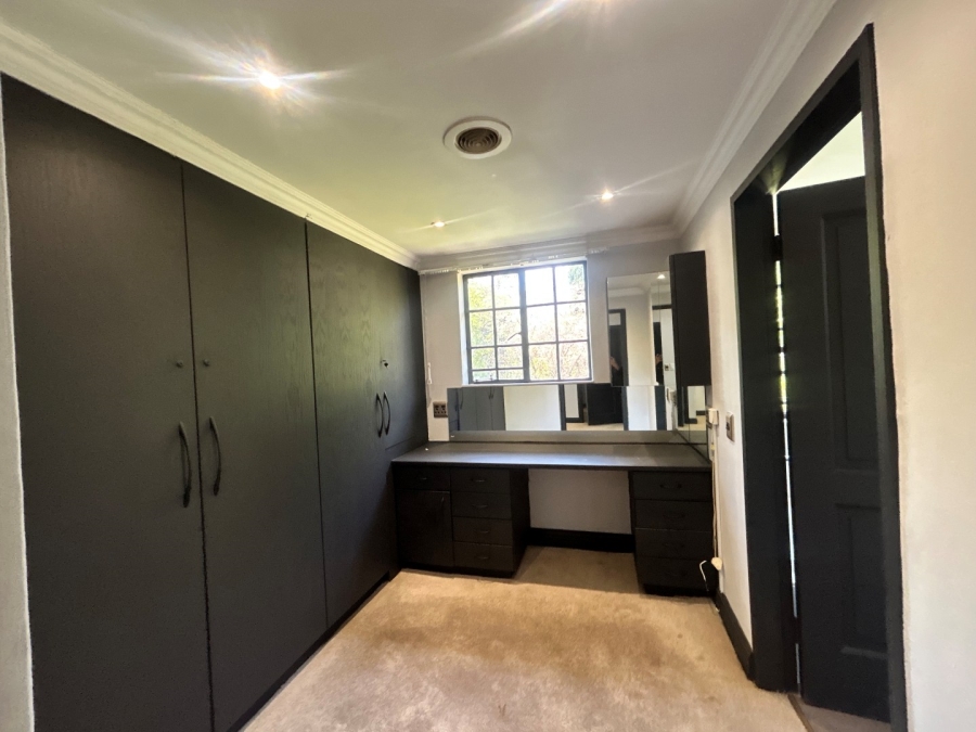 To Let 4 Bedroom Property for Rent in Houghton Estate Gauteng