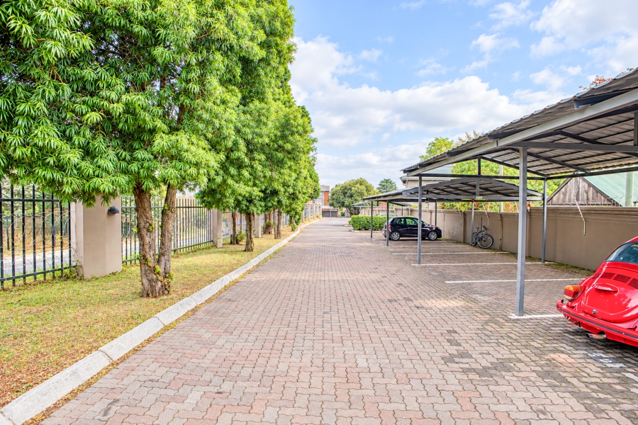 1 Bedroom Property for Sale in Darrenwood Gauteng