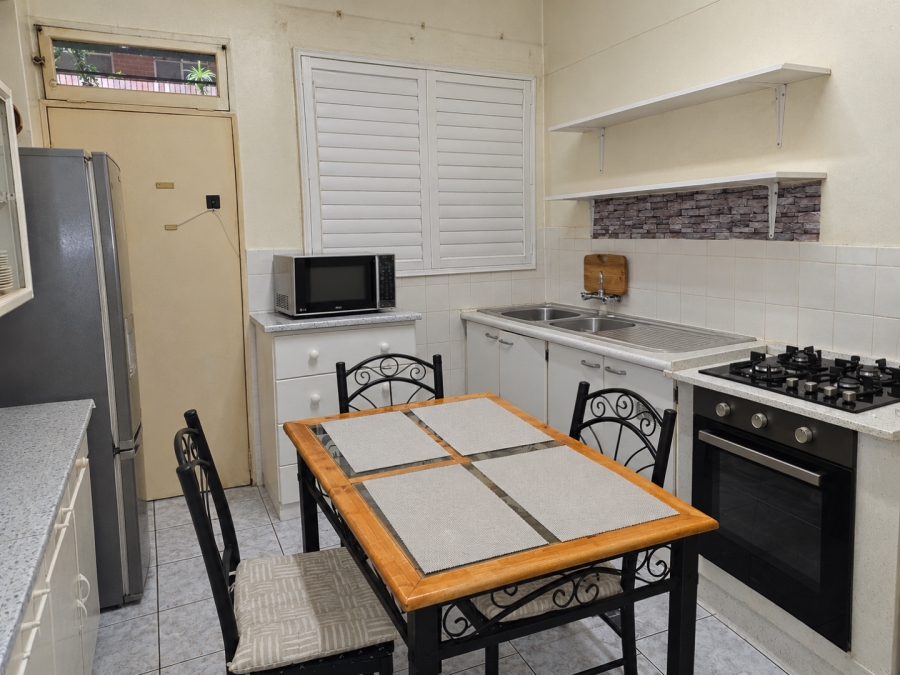 2 Bedroom Property for Sale in Yeoville Gauteng