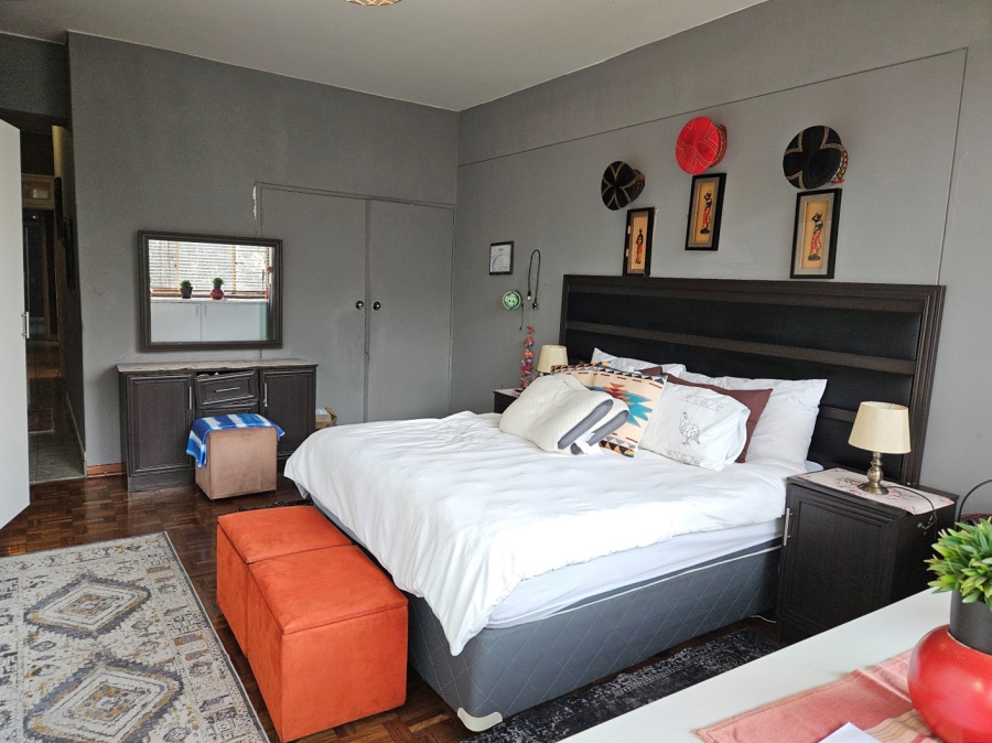 2 Bedroom Property for Sale in Yeoville Gauteng