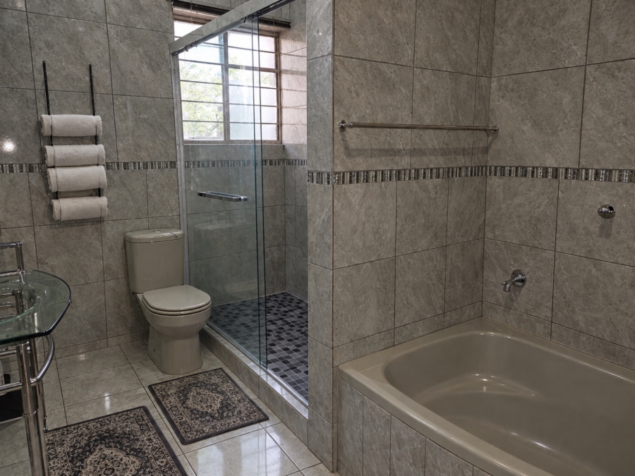 2 Bedroom Property for Sale in Yeoville Gauteng