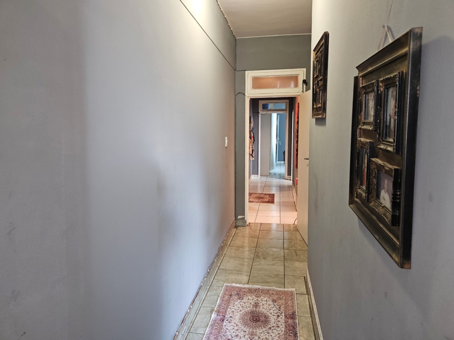 2 Bedroom Property for Sale in Yeoville Gauteng