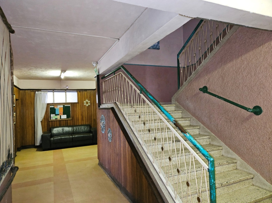 2 Bedroom Property for Sale in Yeoville Gauteng