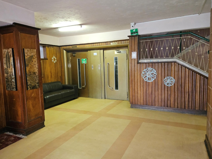 2 Bedroom Property for Sale in Yeoville Gauteng