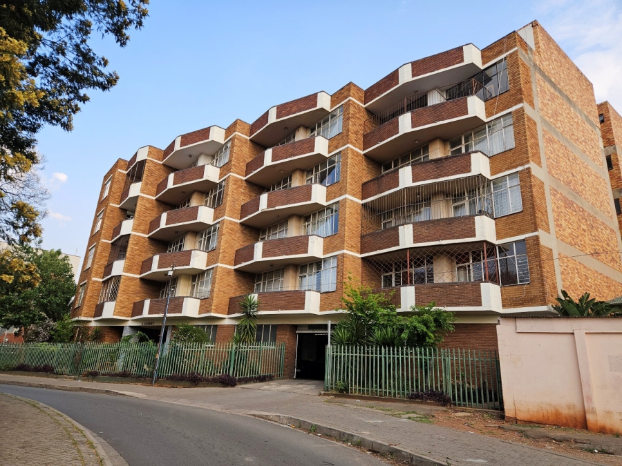 2 Bedroom Property for Sale in Yeoville Gauteng