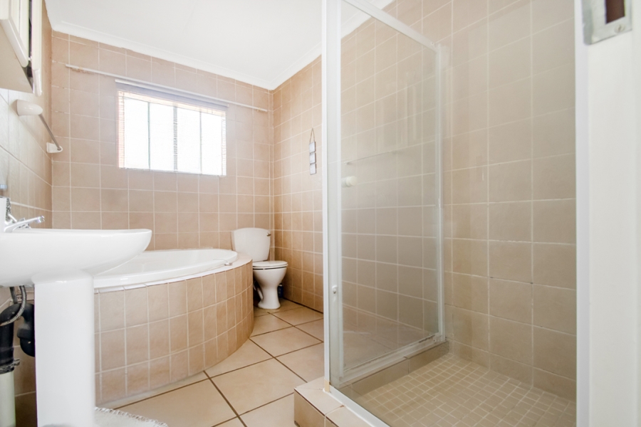 3 Bedroom Property for Sale in North Riding Gauteng