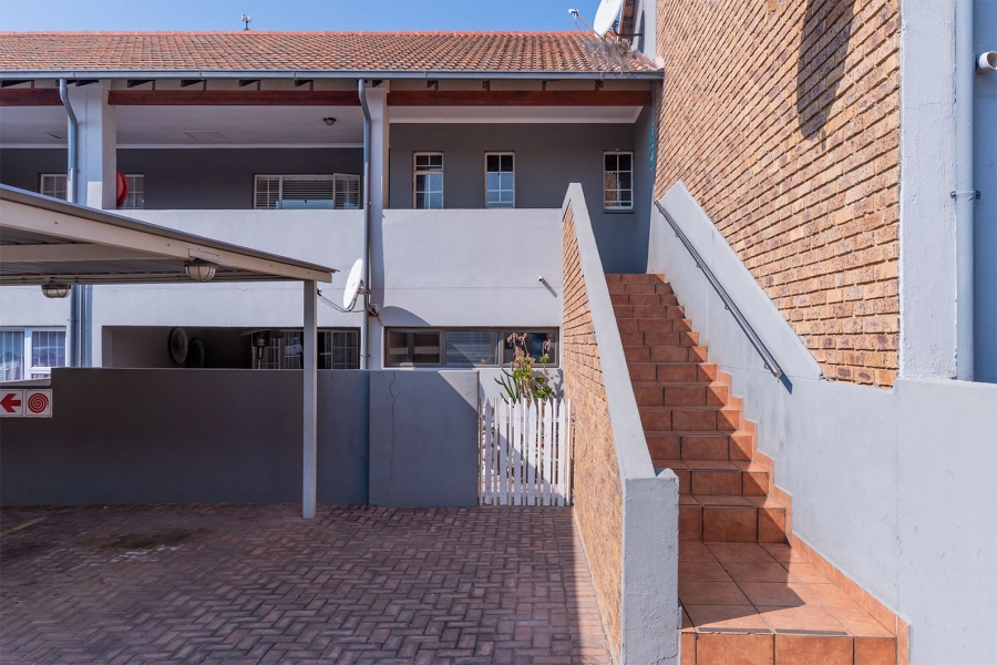 2 Bedroom Property for Sale in Jansenpark Gauteng