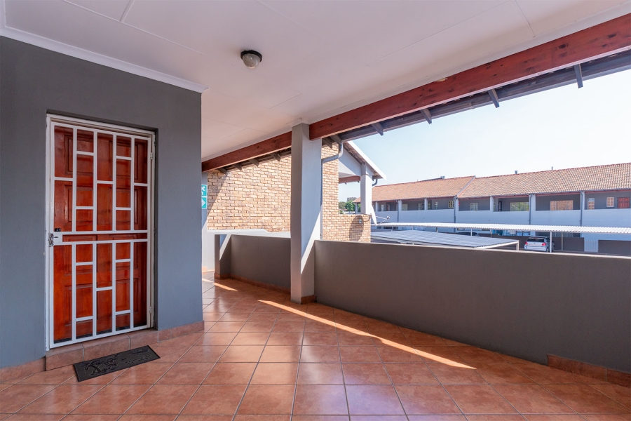 2 Bedroom Property for Sale in Jansenpark Gauteng