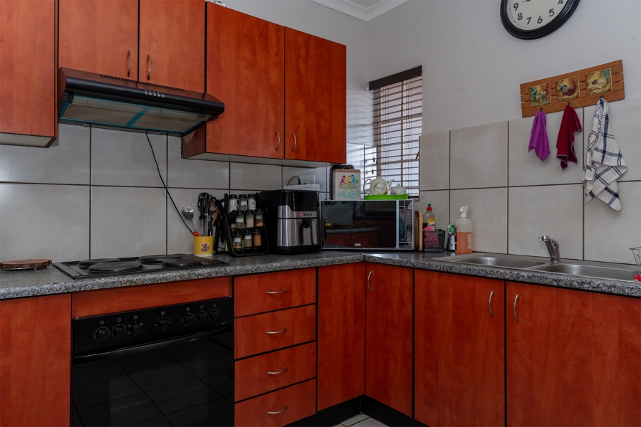 2 Bedroom Property for Sale in Jansenpark Gauteng