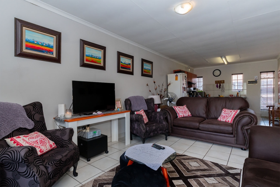 2 Bedroom Property for Sale in Jansenpark Gauteng