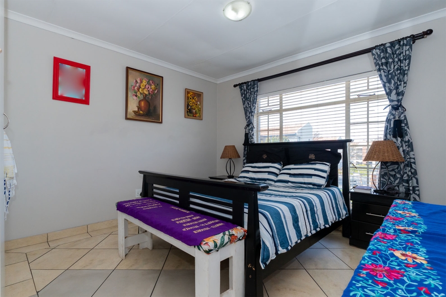 2 Bedroom Property for Sale in Jansenpark Gauteng
