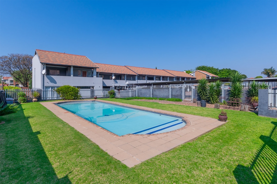 2 Bedroom Property for Sale in Jansenpark Gauteng