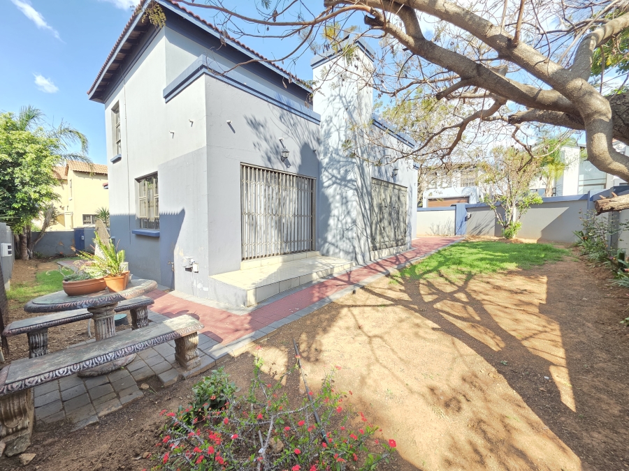 4 Bedroom Property for Sale in Pinehaven Gauteng