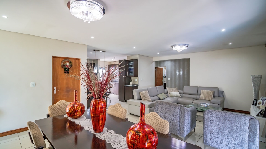 2 Bedroom Property for Sale in Noordwyk Gauteng