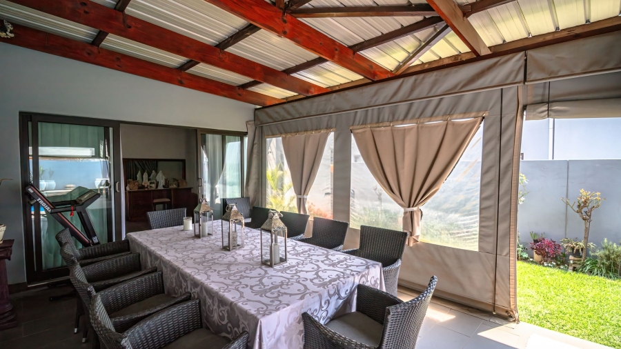 2 Bedroom Property for Sale in Noordwyk Gauteng